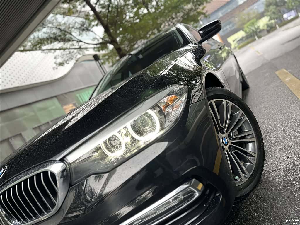 BMW 5 Series, 2018 9