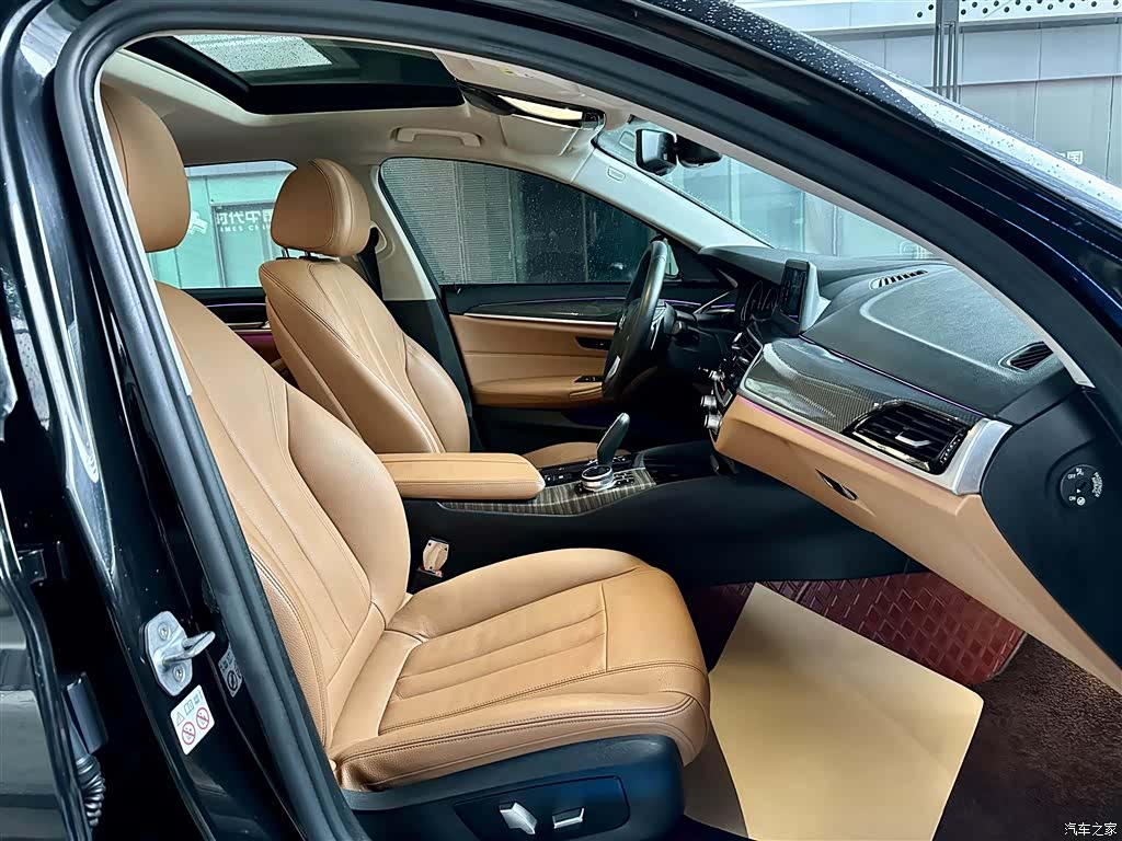 BMW 5 Series, 2018 21