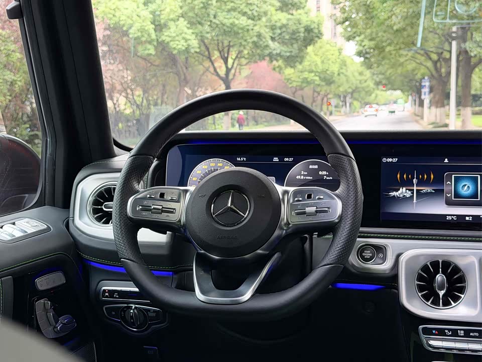 Mercedes-Benz G-class