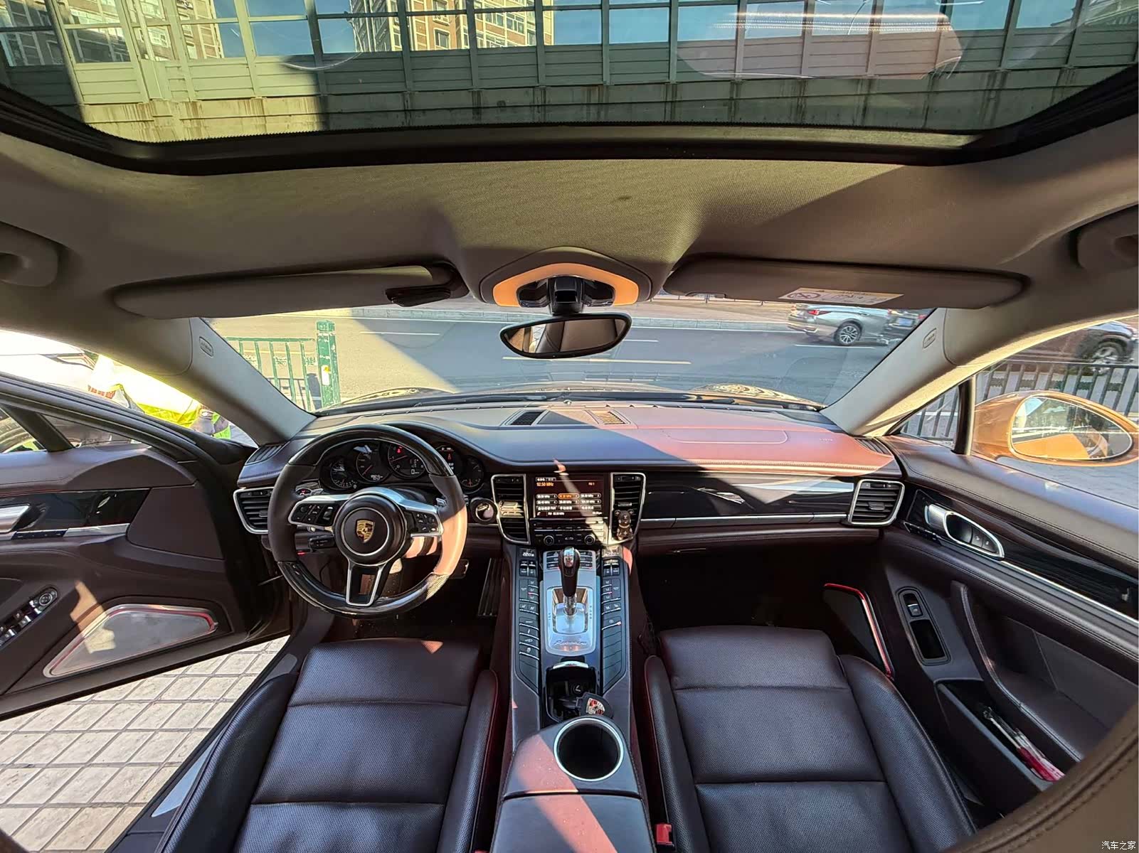 Porsche Panamera, 2015 10