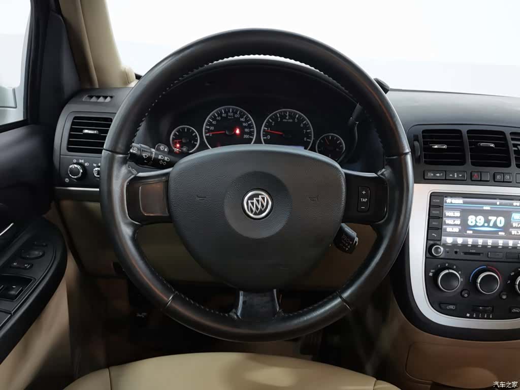 Buick GL8, 2015 11