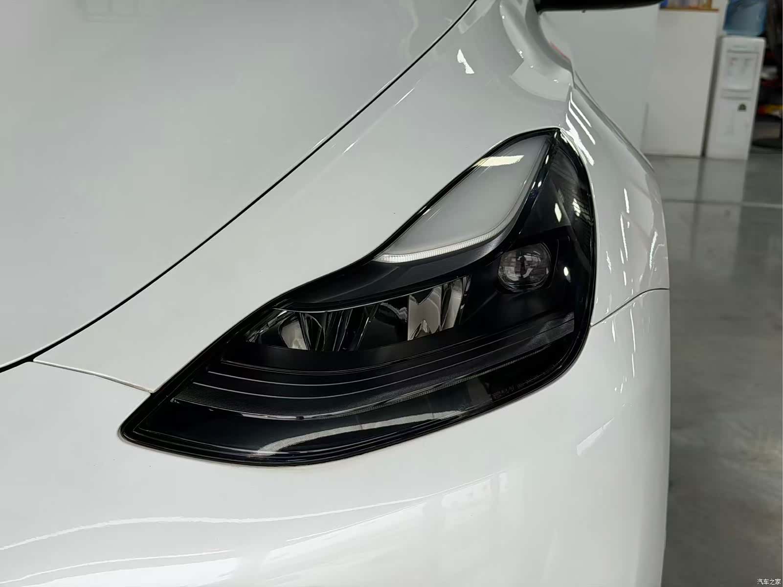 Tesla Model Y, 2021 3