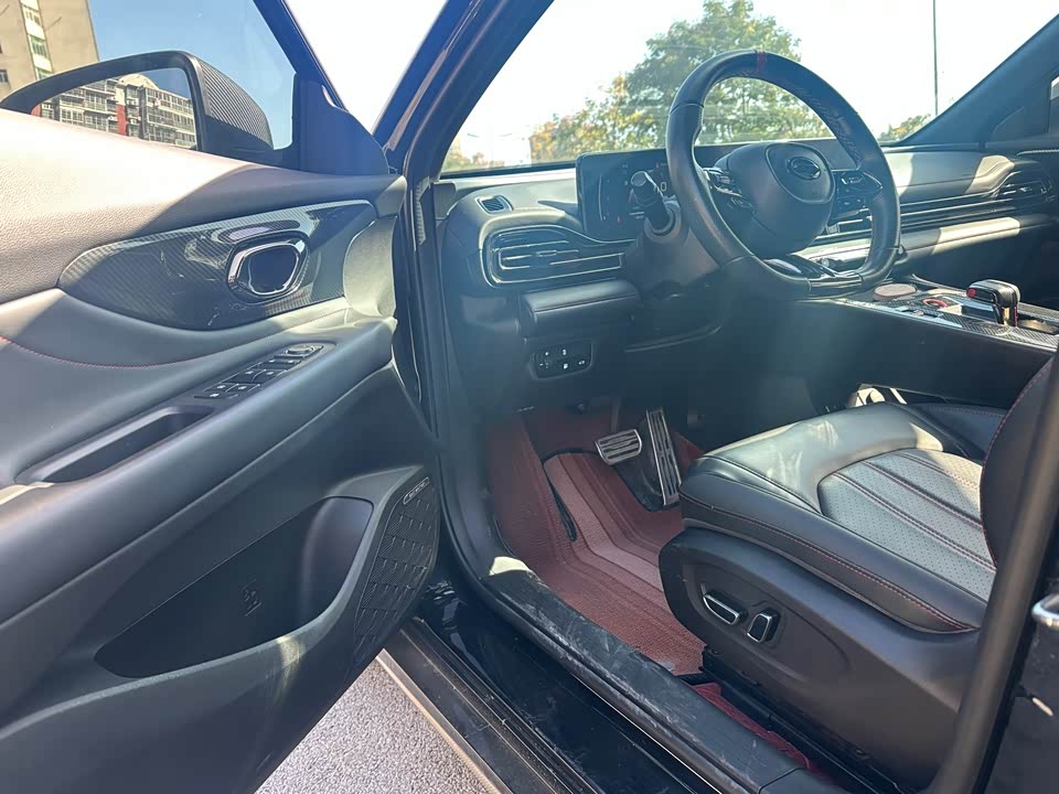 Trumpchi Shadow Leopard