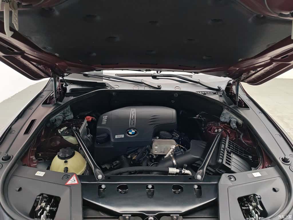 BMW 5 Series, 2014 6