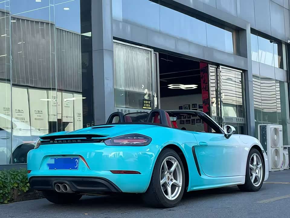 Porsche 718