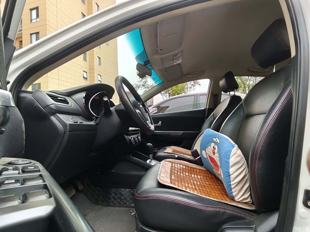 Kia K2, 2015 12