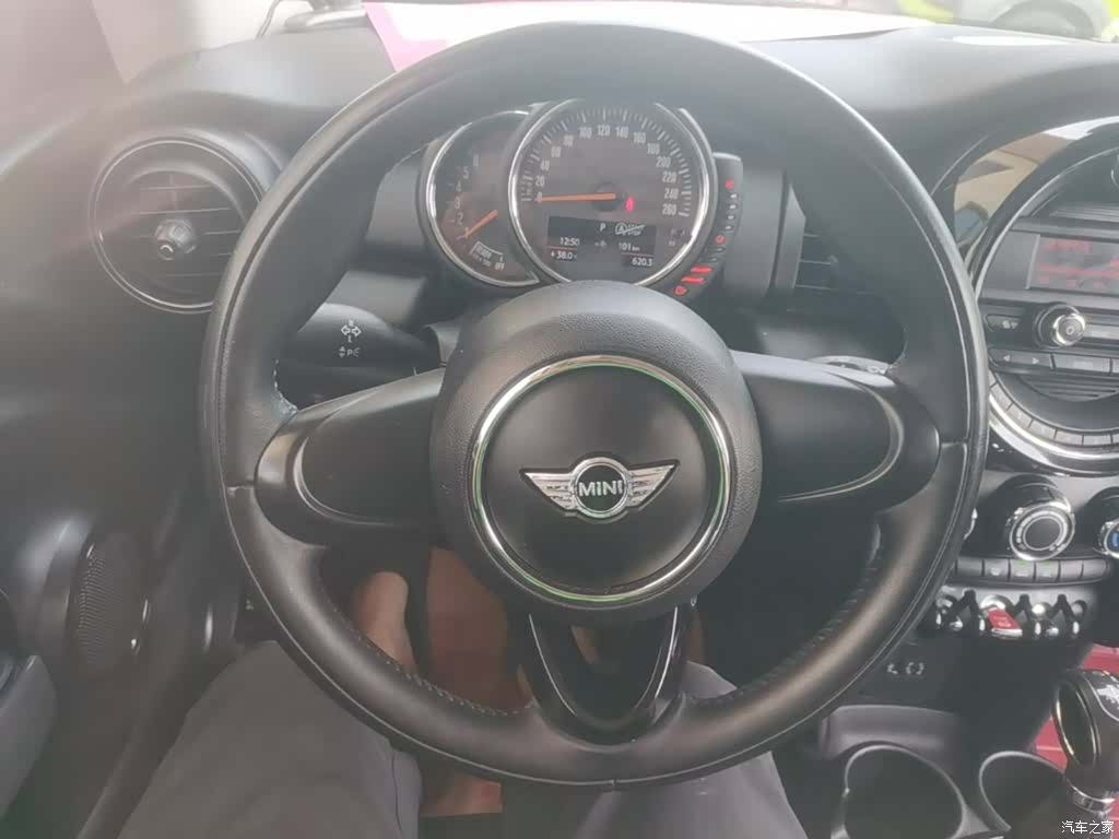 Mini ONE, 2015 11