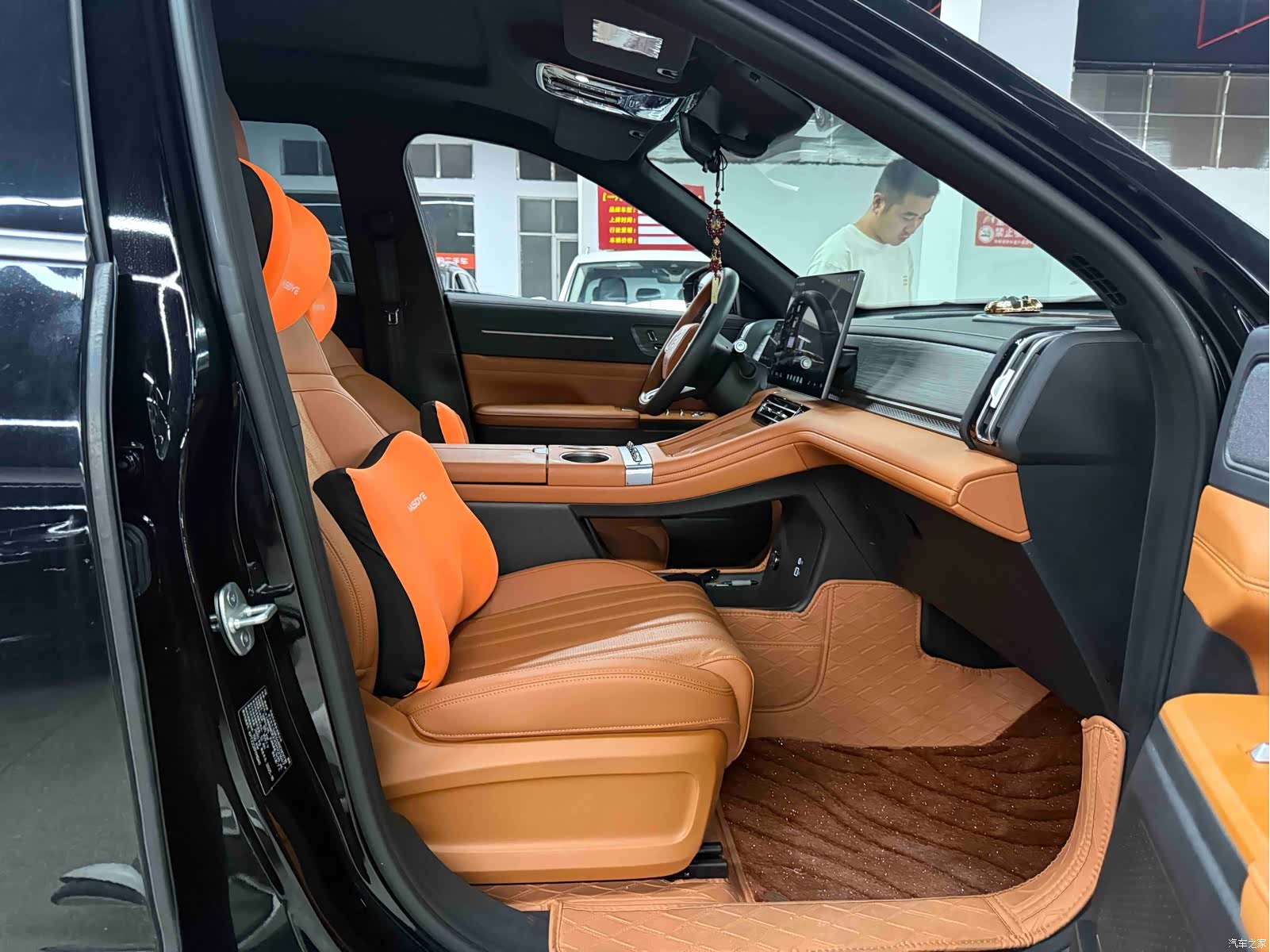 Jetour L7, 2026 16