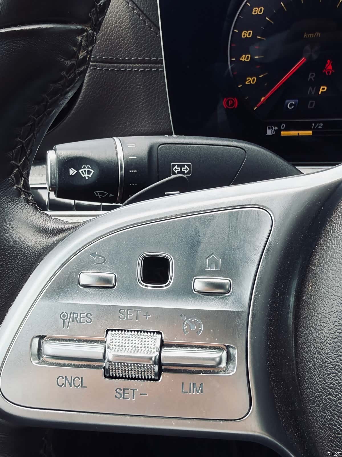 Mercedes-Benz CLS, 2019 32