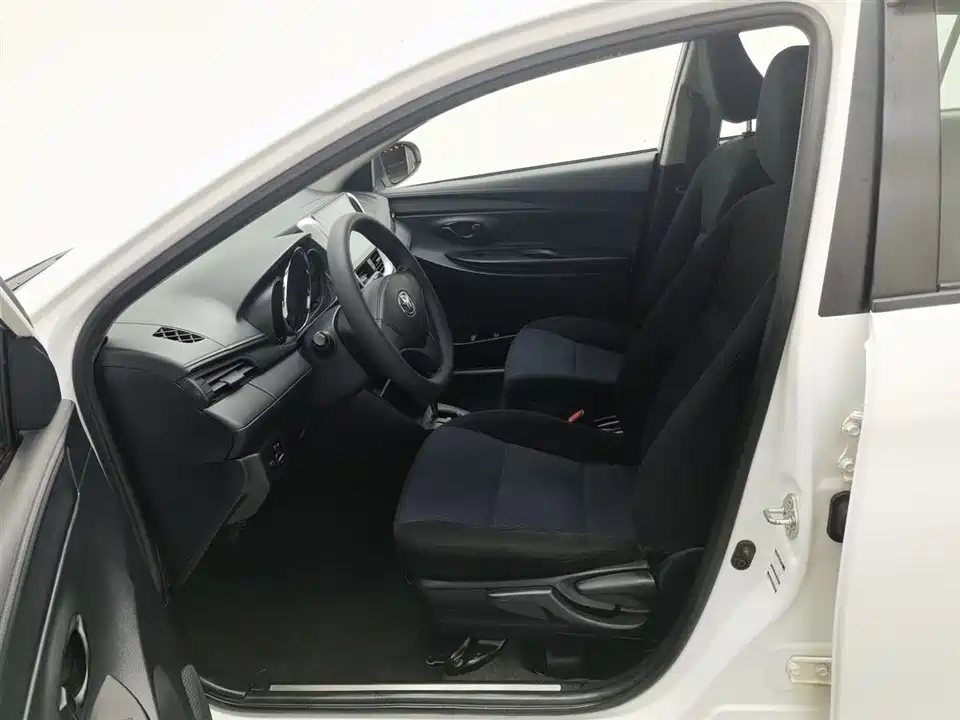 Toyota YARiS L Zhixuan