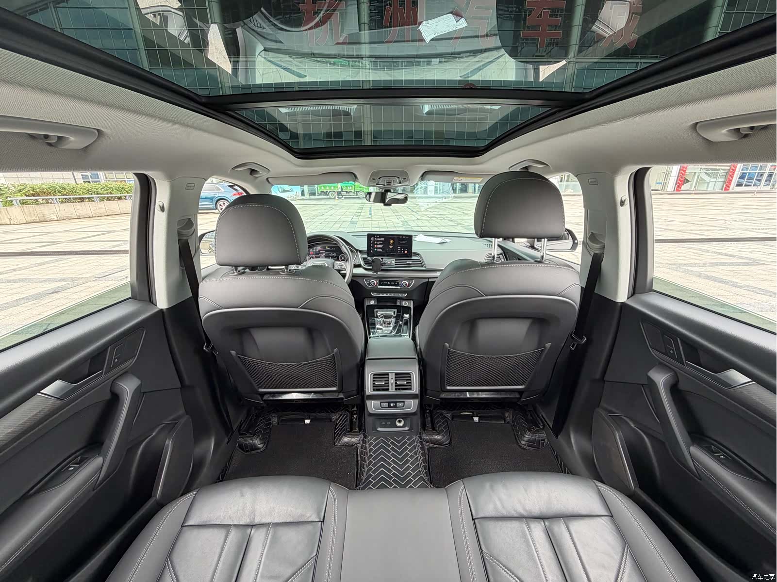 Audi Q5L, 2022 13