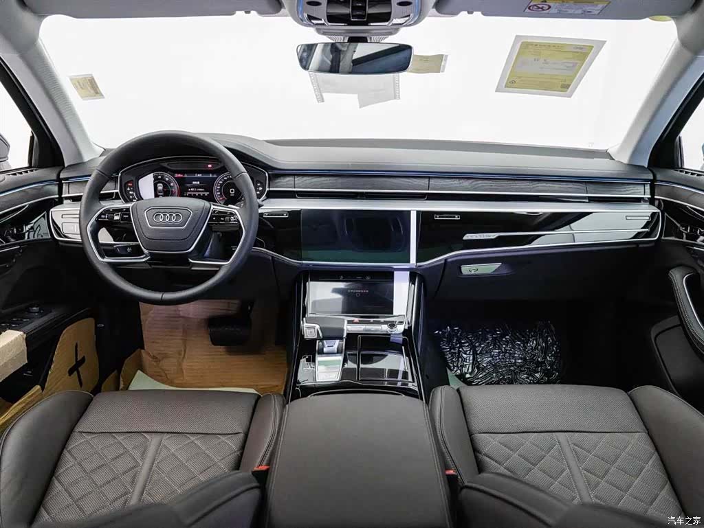 Audi A8L, 2025 7