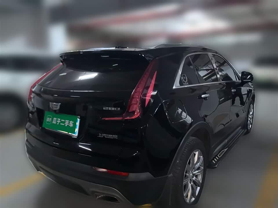 Cadillac XT4