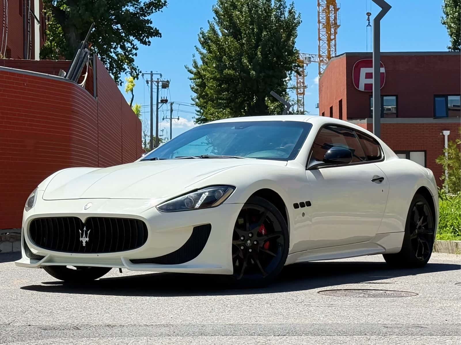 Maserati GranTurismo, 2013 3