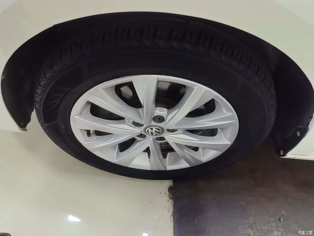 Volkswagen Lavida, 2017 23