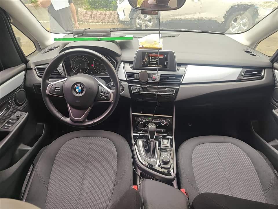 BMW 2 series station wagon BMW 2 series station wagon