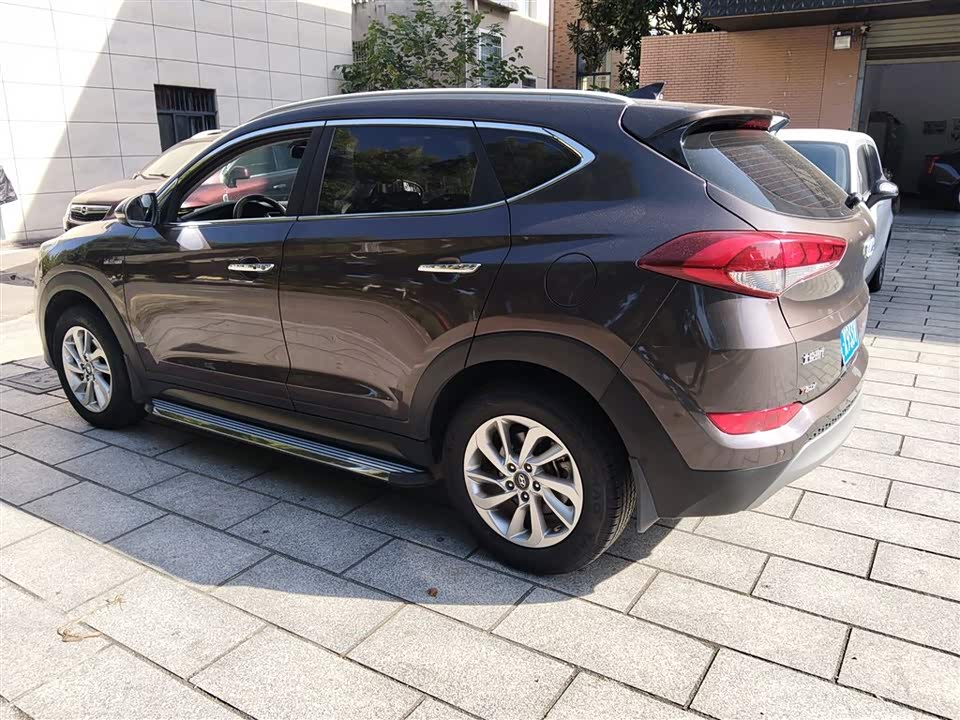 Hyundai Tucson