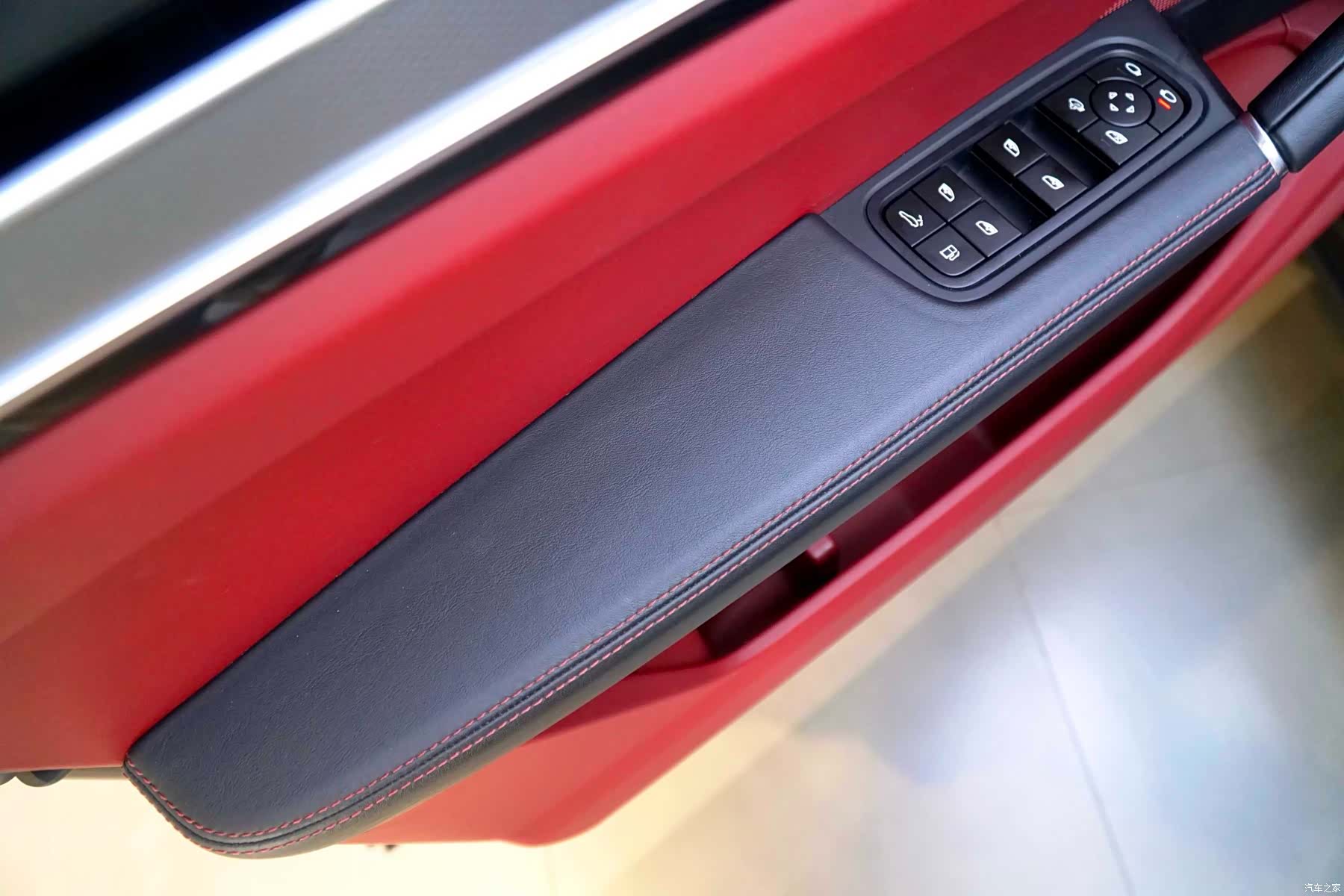Porsche Cayenne, 2023 13