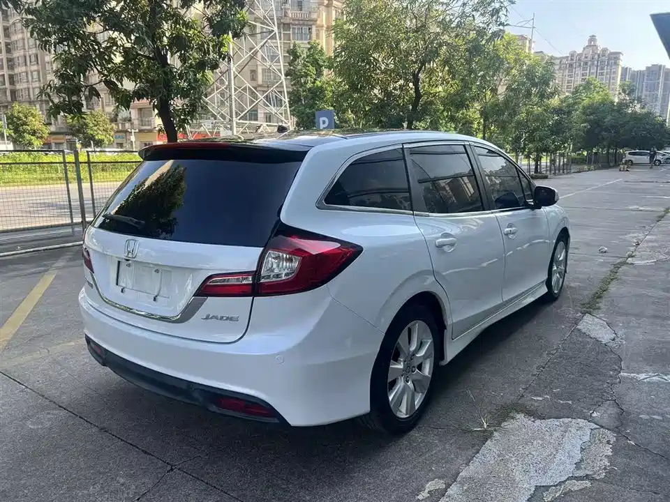 Honda Jade