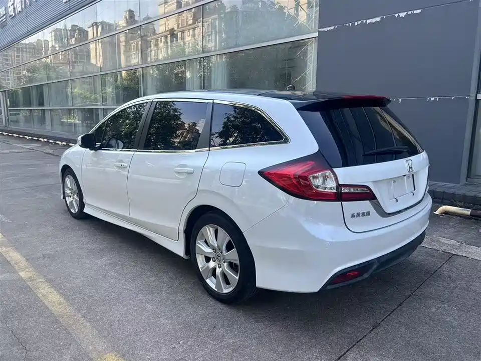 Honda Jade