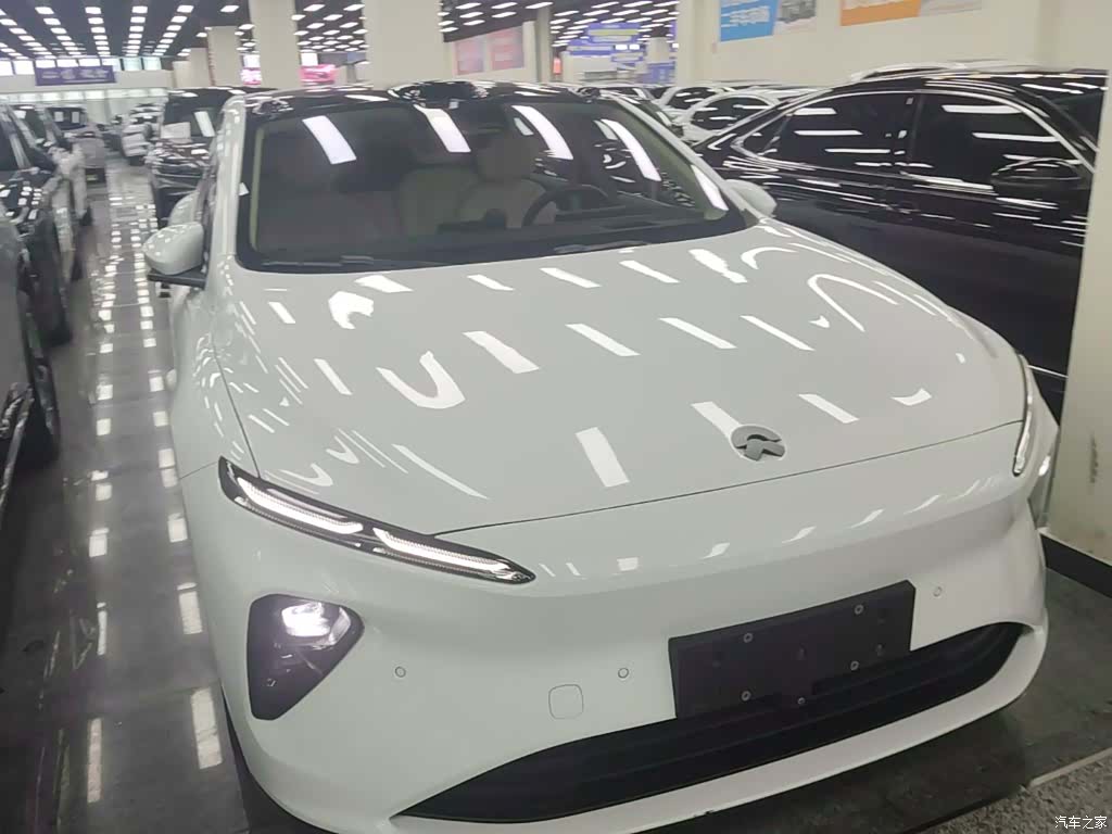 NIO ET7, 2022 4