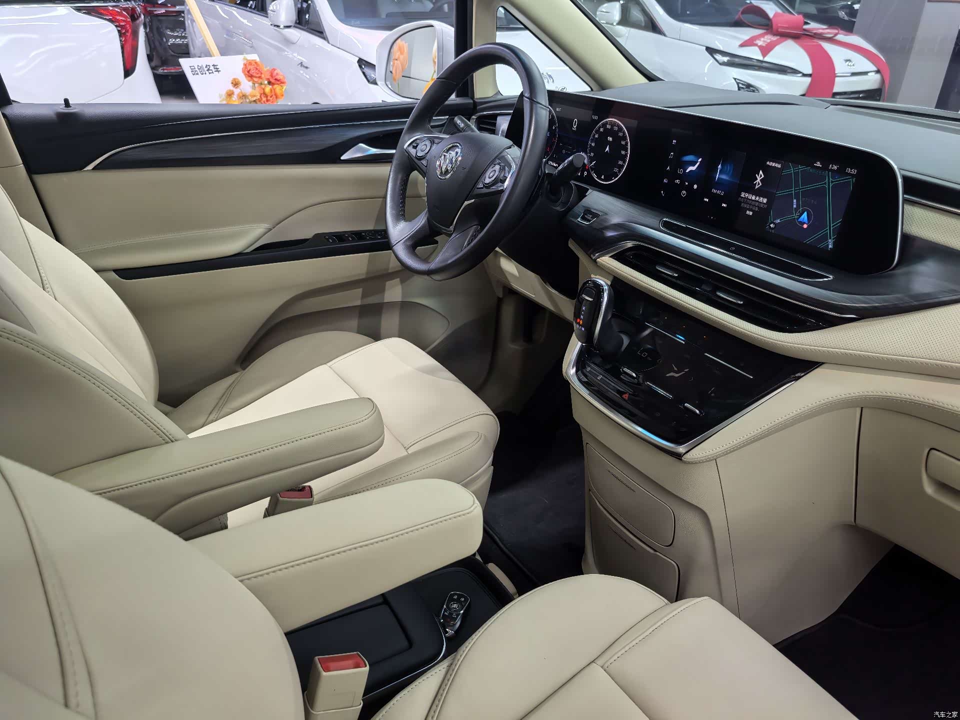 Buick GL8, 2022 10