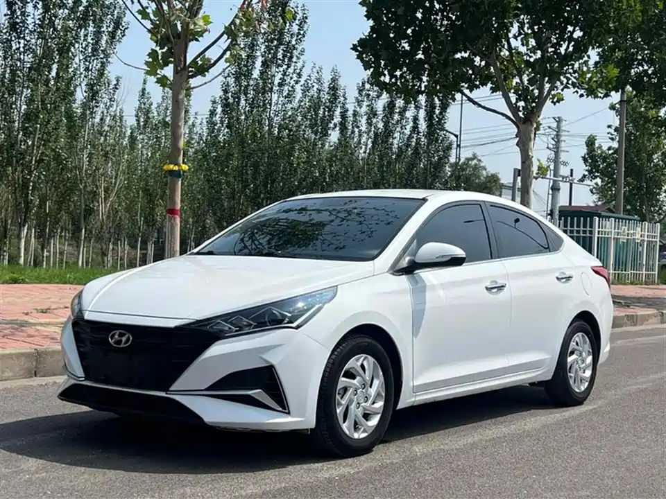 Hyundai Accept