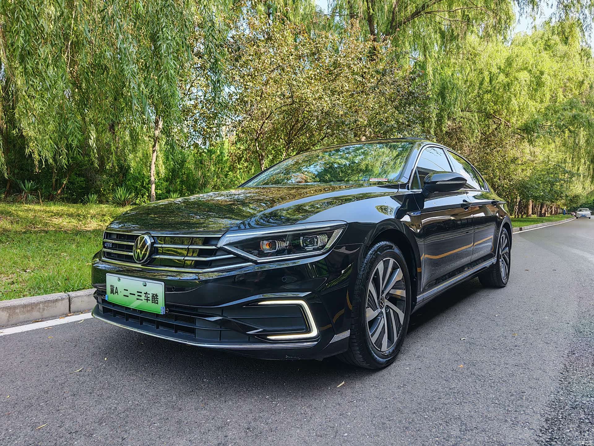 Volkswagen Magotan, 2023 1