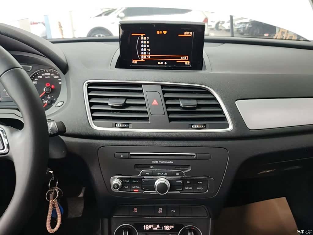 Audi Q3, 2019 13