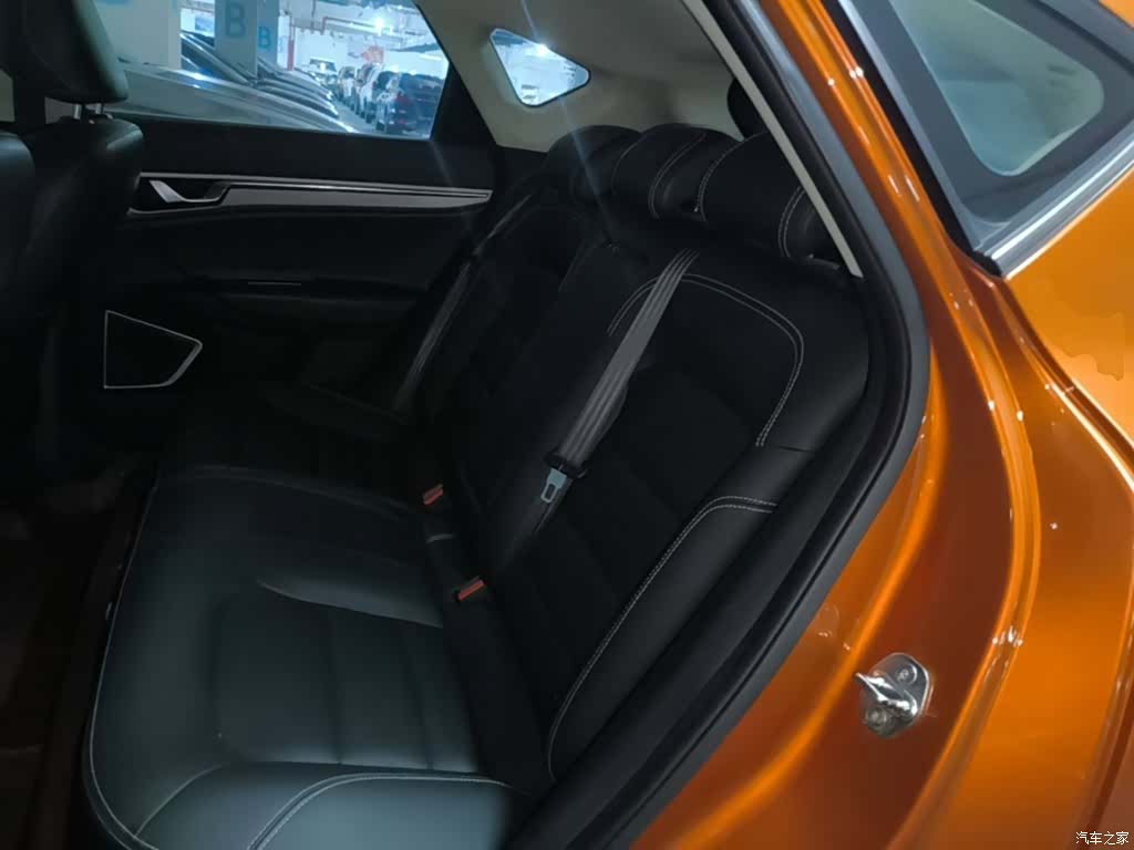 Geely Emgrand, 2017 17