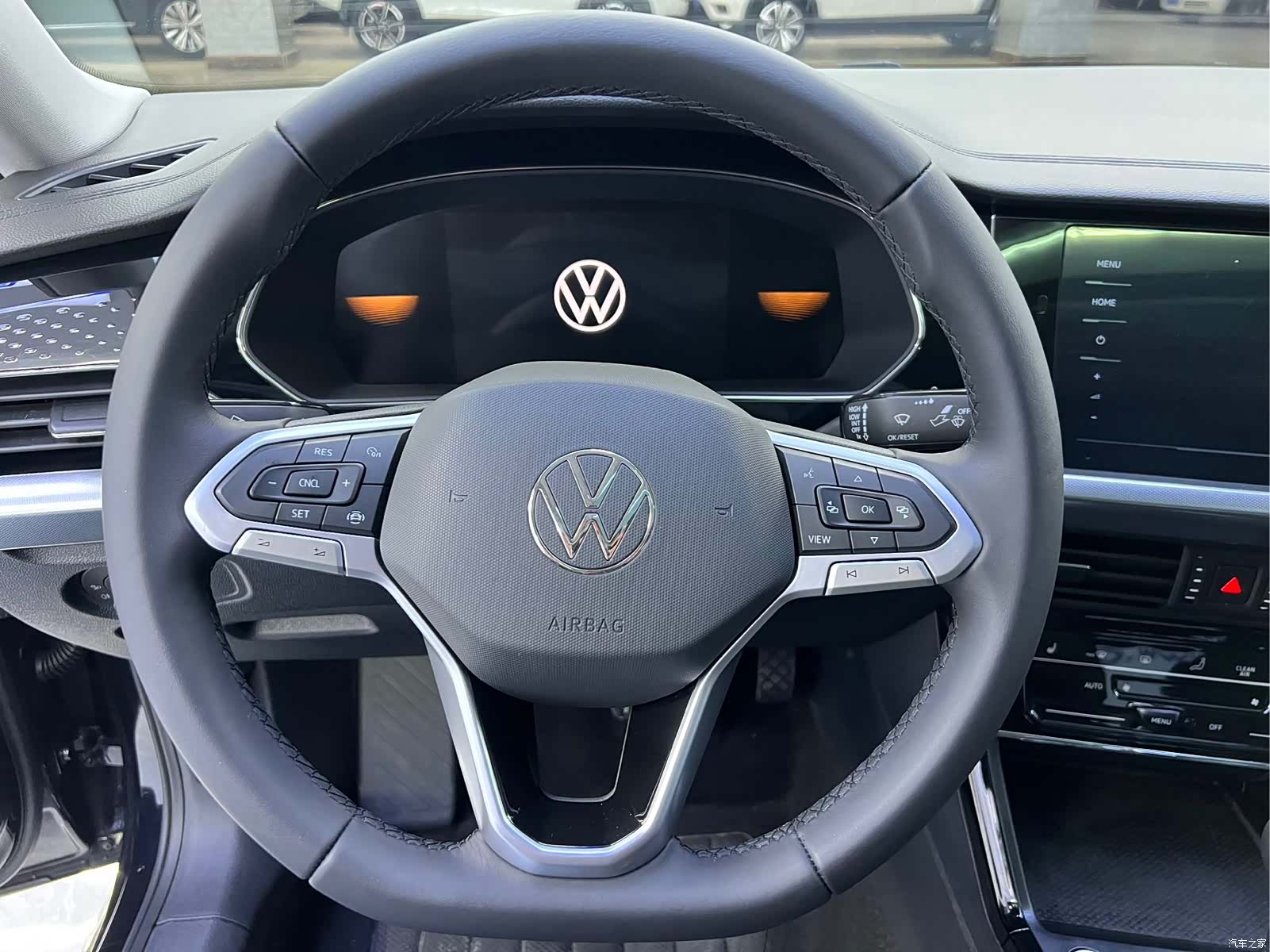 Volkswagen Passat, 2023 6