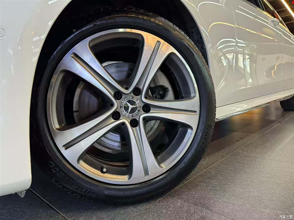 Mercedes-Benz E-Class, 2018 17