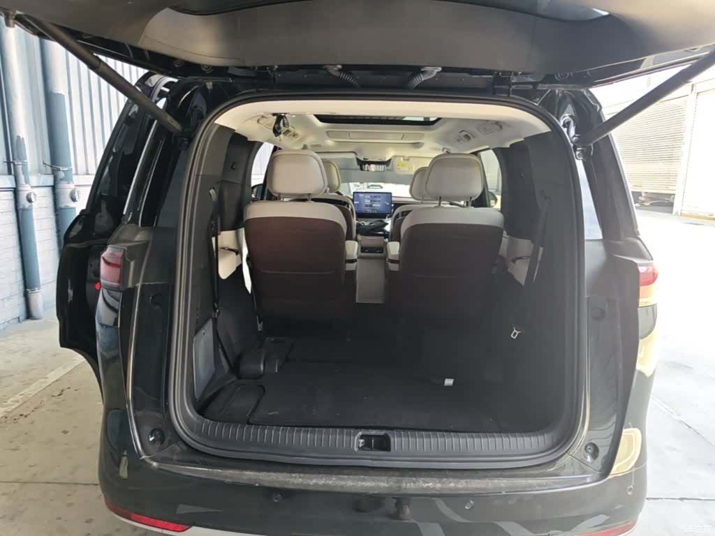 BYD Xia, 2025 19