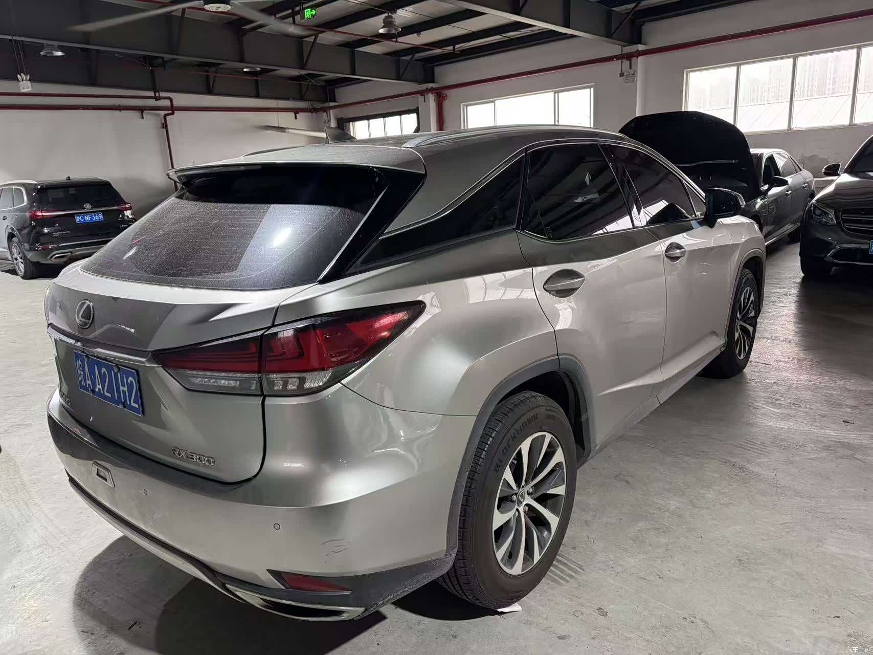 Lexus RX, 2022 2