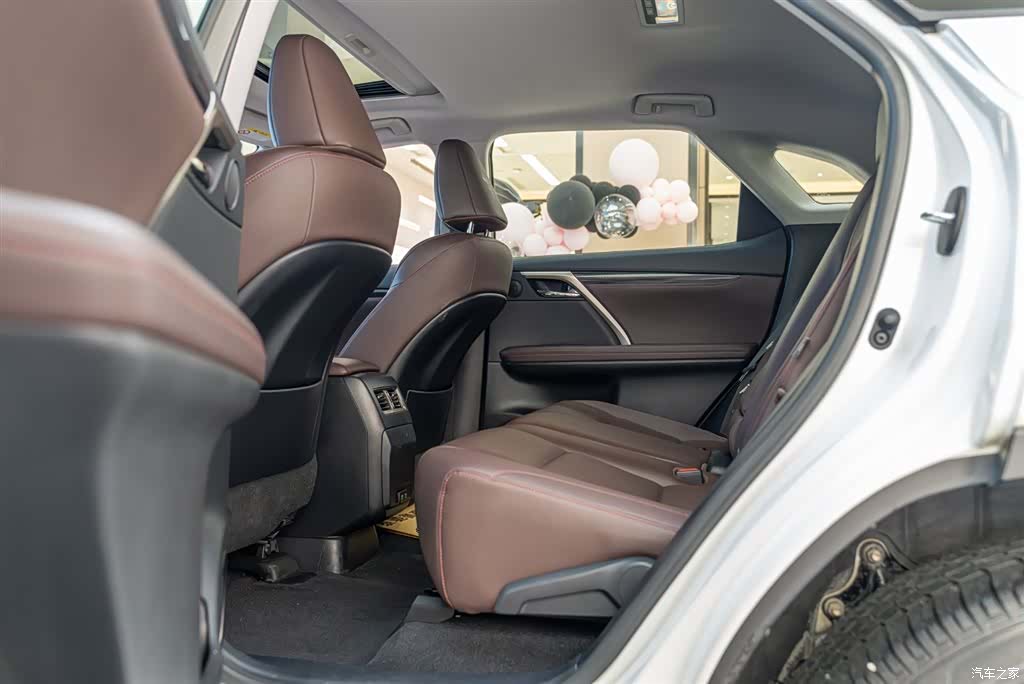 Lexus RX, 2022 15