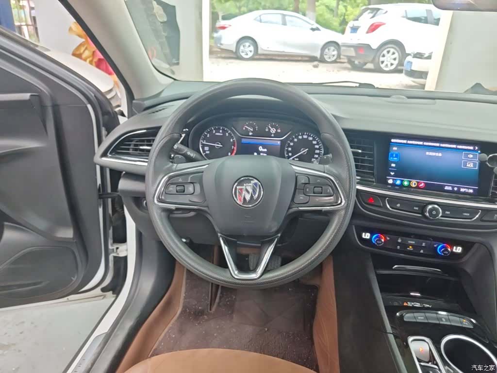 Buick Regal, 2022 11