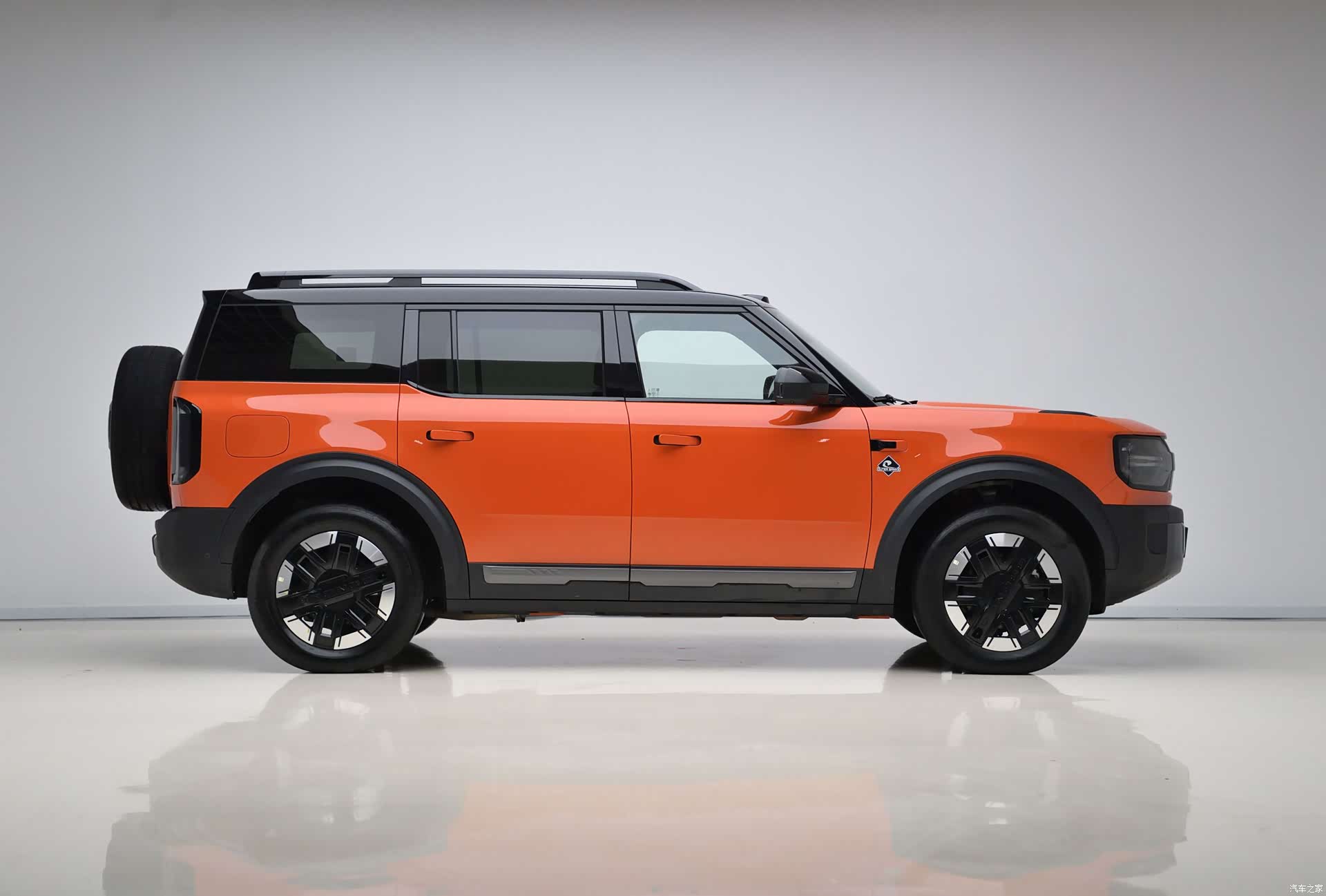 Ford Bronco, 2025 8