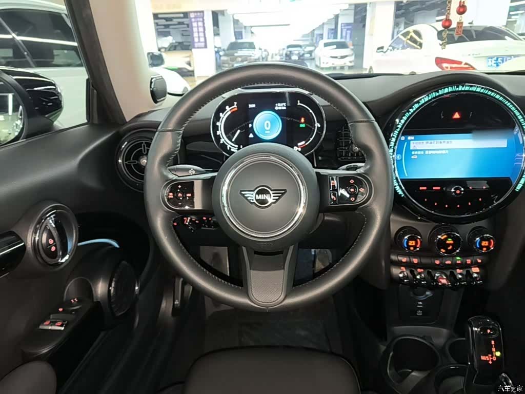 Mini Cooper, 2022 11