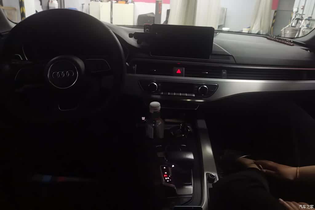 Audi A4L, 2018 12