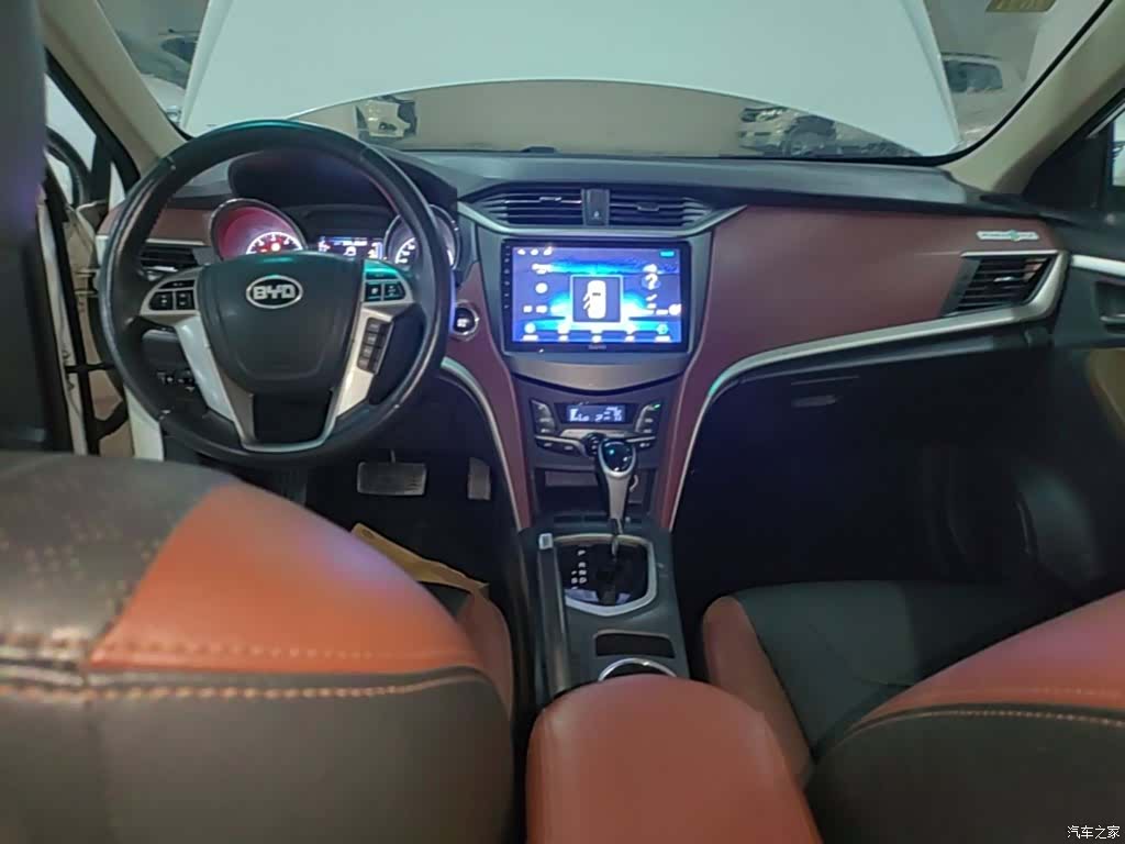 BYD G5, 2014 10