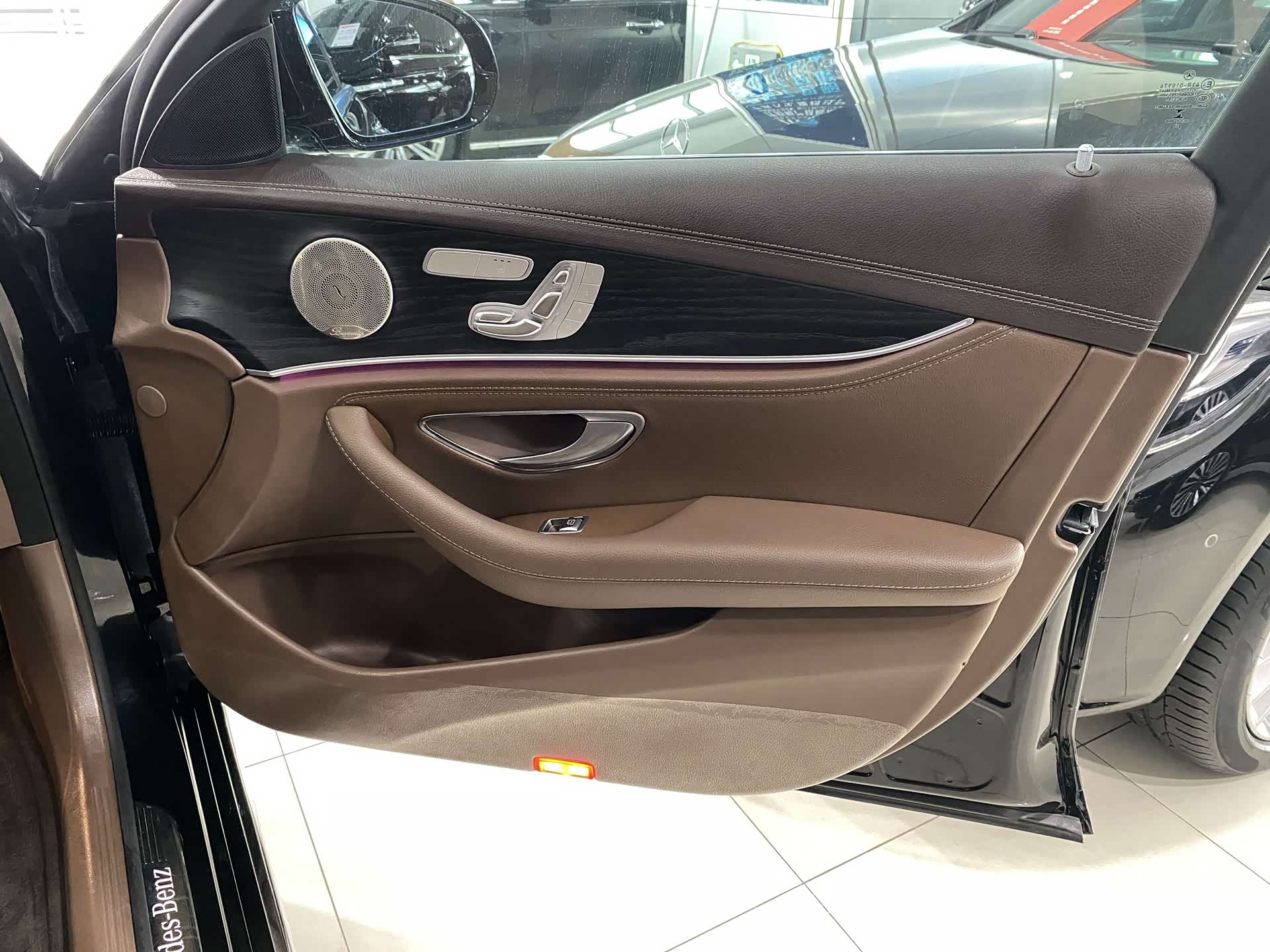 Mercedes-Benz E-Class, 2022 12