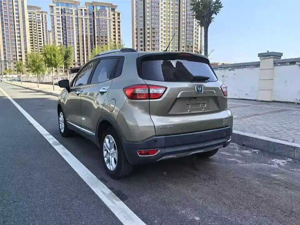 Changan CS15