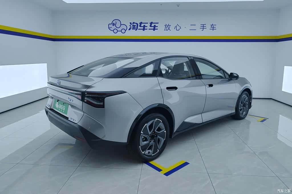 Toyota bZ3, 2026 3