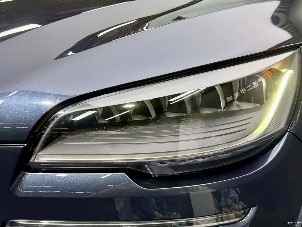 Lincoln Aviator, 2021 все фото