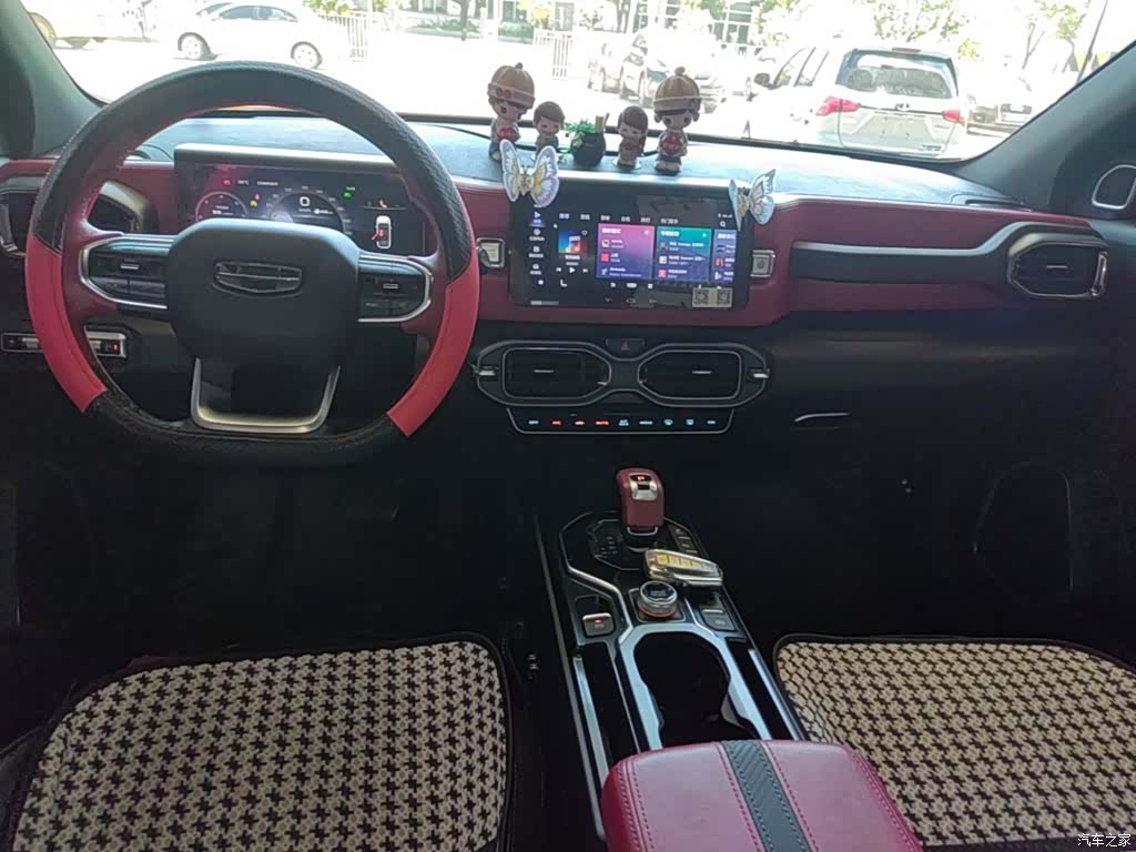 Geely Icon, 2021 10