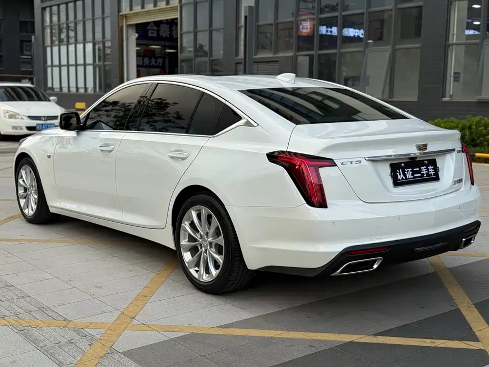 Cadillac CT5