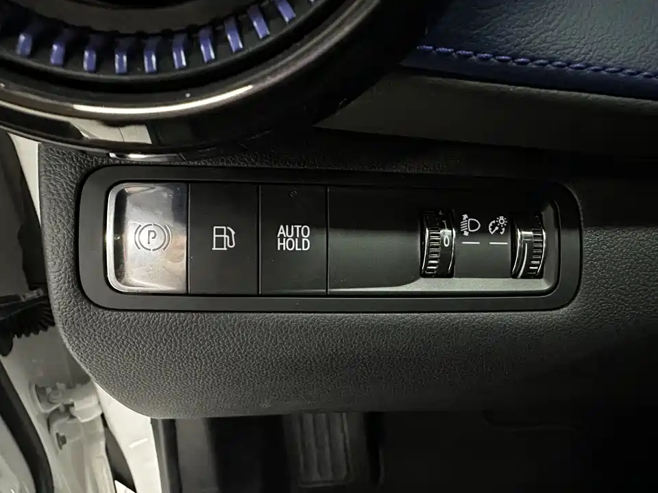 Chevrolet Explorer Plus