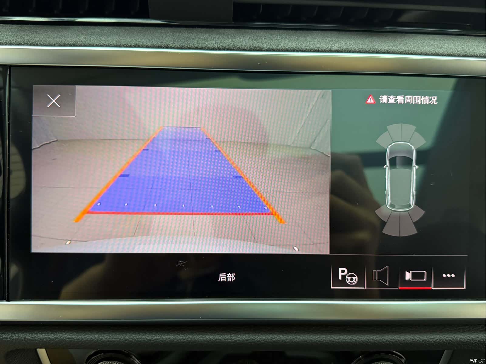 Audi Q3, 2022 12