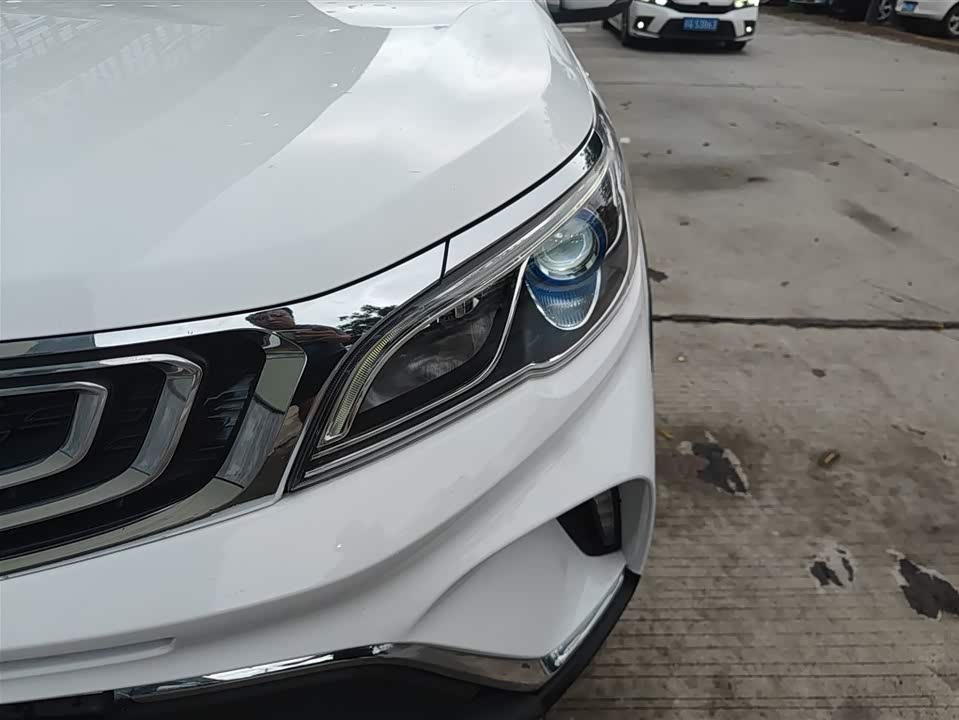 Geely Vision X3