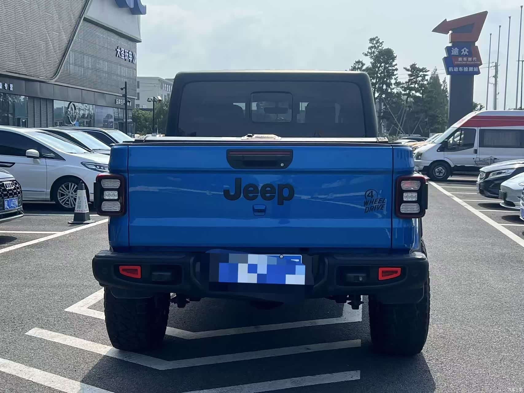 Jeep Gladiator, 2023 9